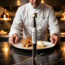 Lade das Bild in den Galerie-Viewer, Echte Vanille® – 03 Bourbon-Vanilleschoten im Röhrchen
